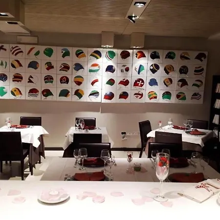 Art &