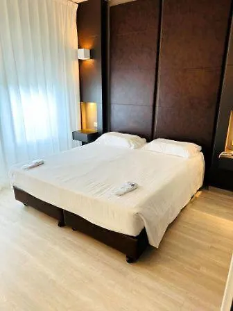 Hotel Art &