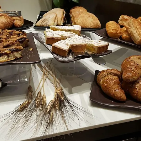 Ξενοδοχείο Art &