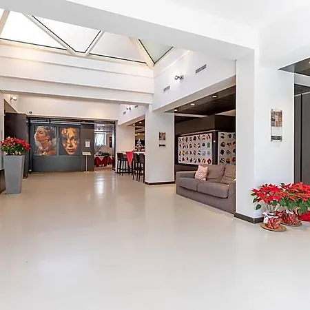 Art & 4* Prato (Prato)
